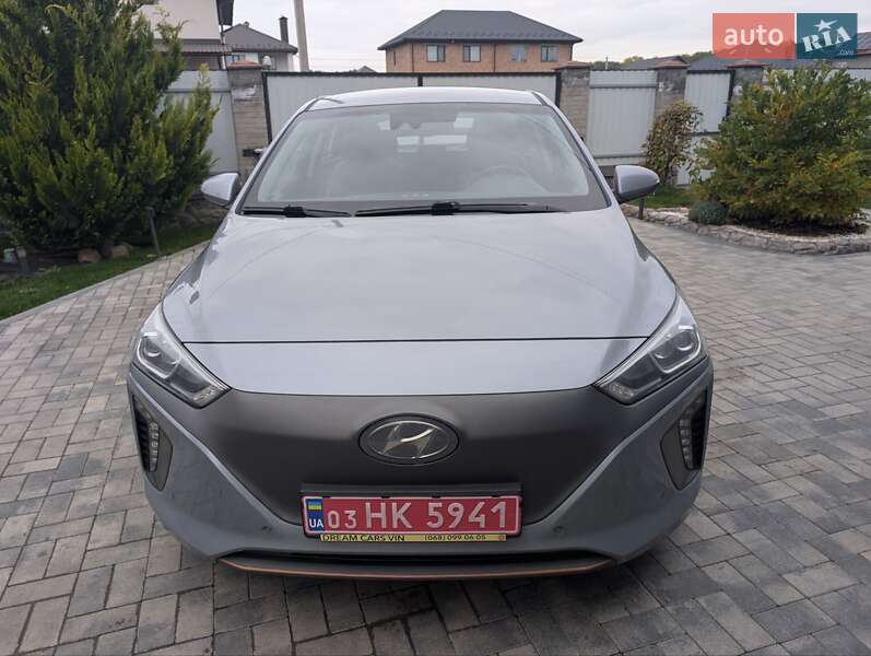 Хэтчбек Hyundai Ioniq 2016 в Виннице фото 6 Хэтчбек Hyundai Ioniq 2016 в Виннице