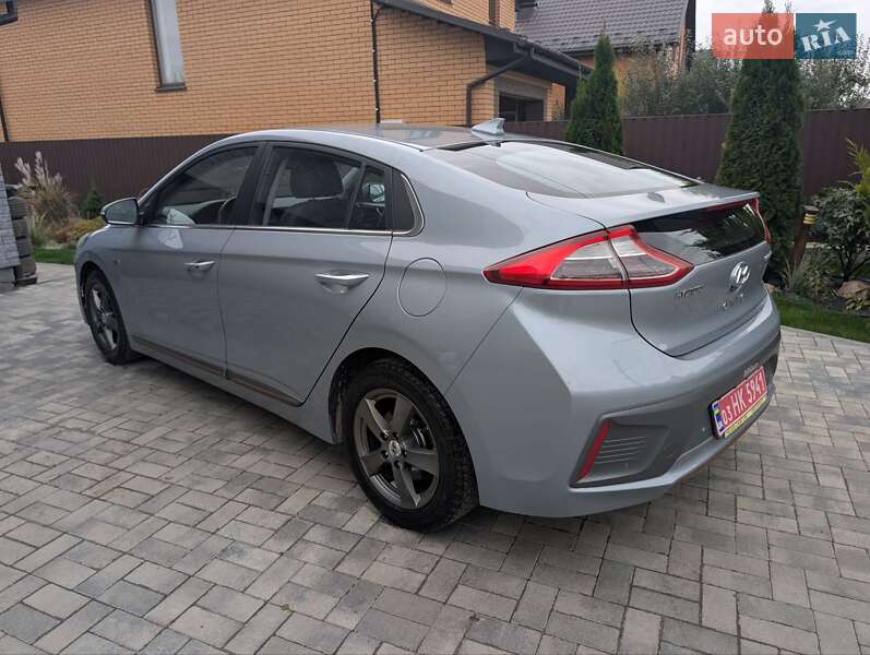 Хэтчбек Hyundai Ioniq 2016 в Виннице фото 14 Хэтчбек Hyundai Ioniq 2016 в Виннице