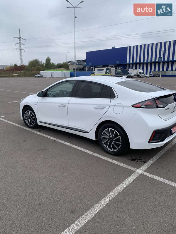 Ліфтбек Hyundai Ioniq 2020 в Рівному
