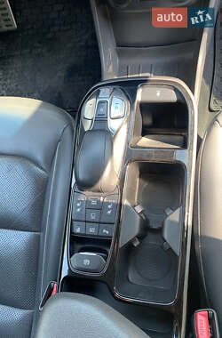 Лифтбек Hyundai Ioniq 2020 в 