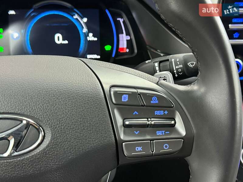 Лифтбек Hyundai Ioniq 2021 в Луцке