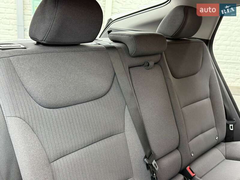 Лифтбек Hyundai Ioniq 2021 в Луцке