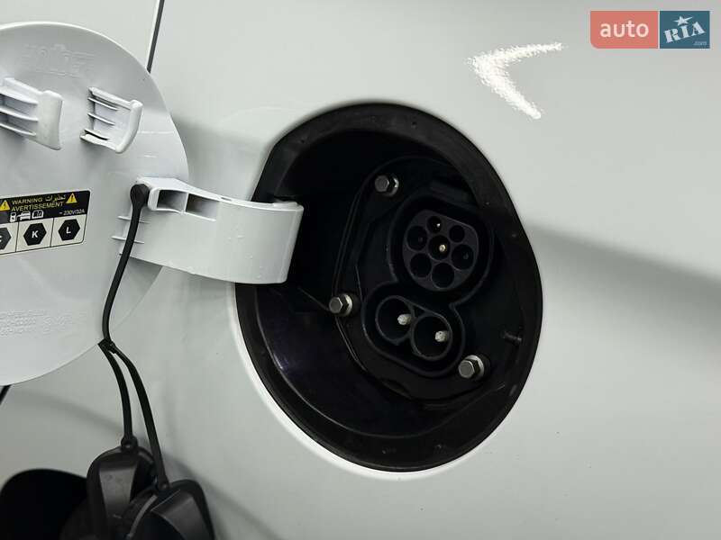 Лифтбек Hyundai Ioniq 2021 в Луцке