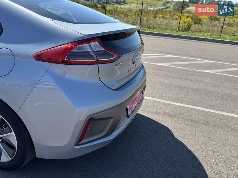 Хетчбек Hyundai Ioniq 2016 в Рівному