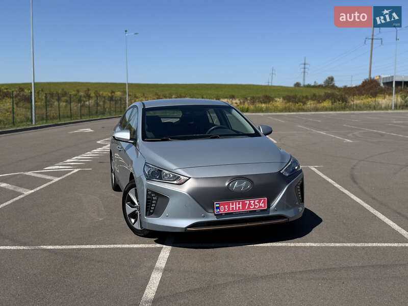 Хетчбек Hyundai Ioniq 2016 в Рівному