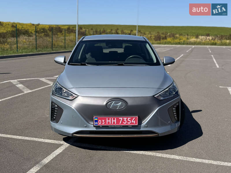 Хетчбек Hyundai Ioniq 2016 в Рівному