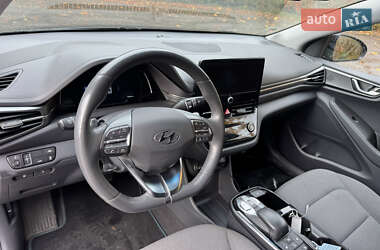 Лифтбек Hyundai Ioniq 2020 в 
