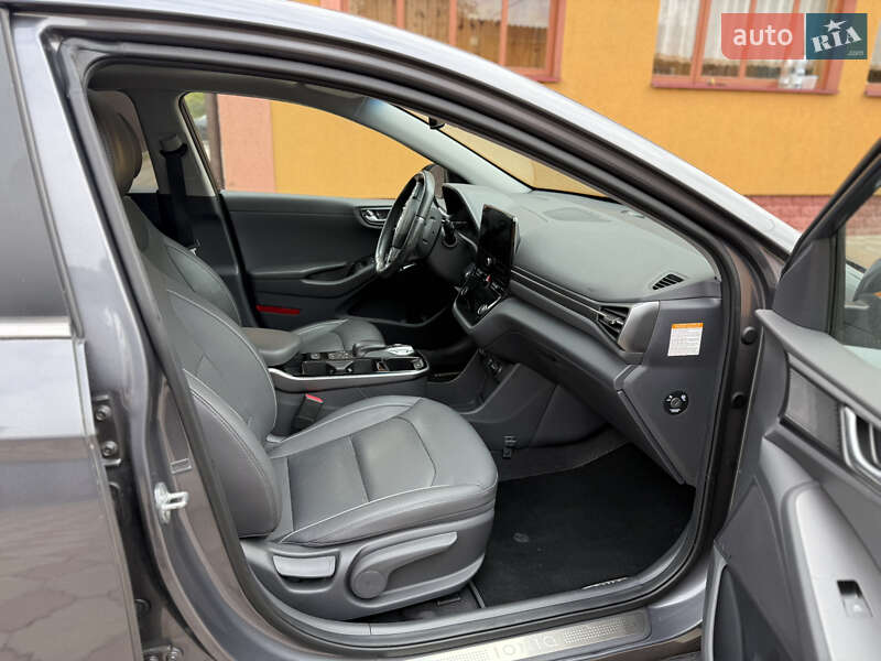 Лифтбек Hyundai Ioniq 2020 в Ровно