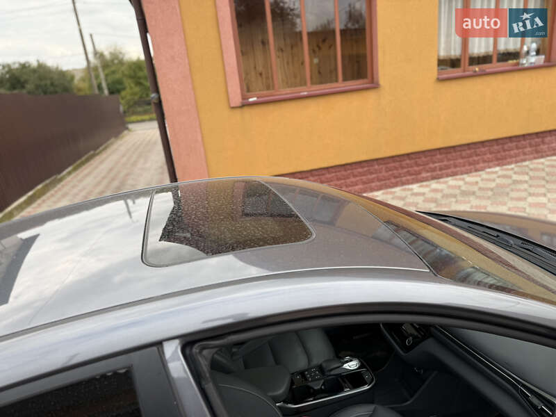 Лифтбек Hyundai Ioniq 2020 в Ровно