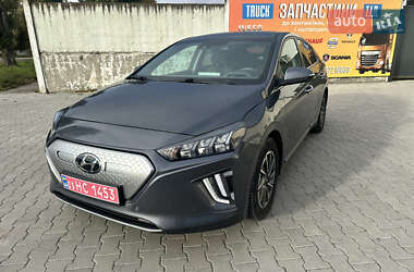 Лифтбек Hyundai Ioniq 2020 в 