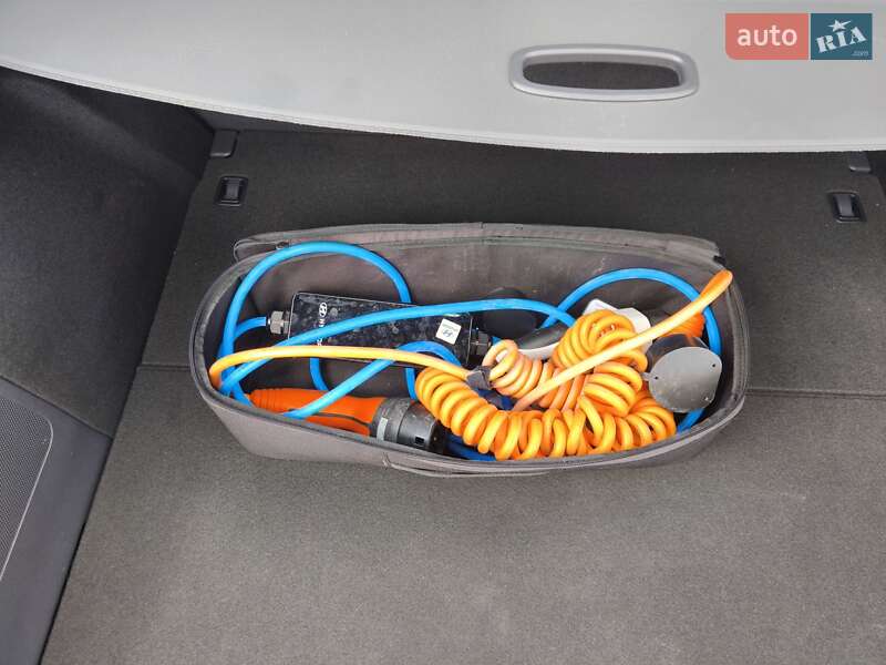 Лифтбек Hyundai Ioniq 2021 в Трускавце фото 55 Лифтбек Hyundai Ioniq 2021 в Трускавце