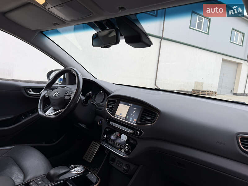 Хэтчбек Hyundai Ioniq 2018 в Виннице фото 10 Хэтчбек Hyundai Ioniq 2018 в Виннице
