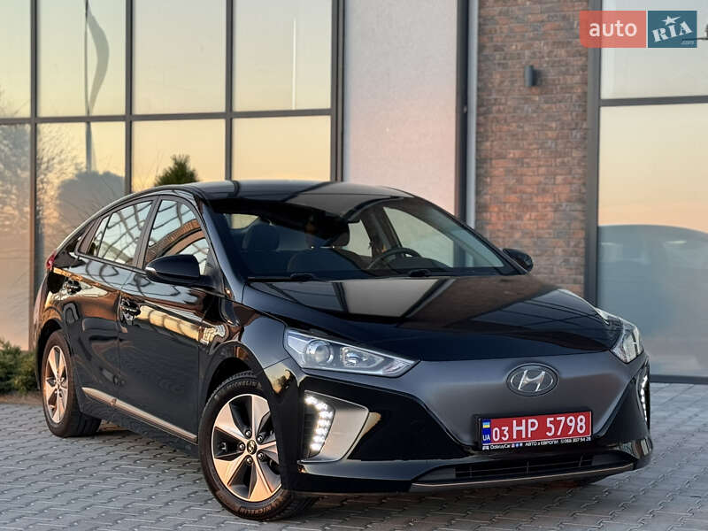 Хэтчбек Hyundai Ioniq 2018 в Тернополе