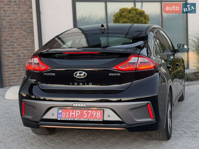 Хэтчбек Hyundai Ioniq 2018 в Тернополе