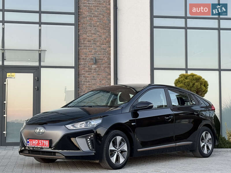 Хэтчбек Hyundai Ioniq 2018 в Тернополе