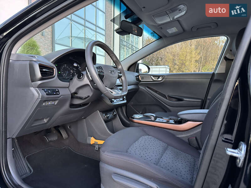 Хэтчбек Hyundai Ioniq 2018 в Тернополе