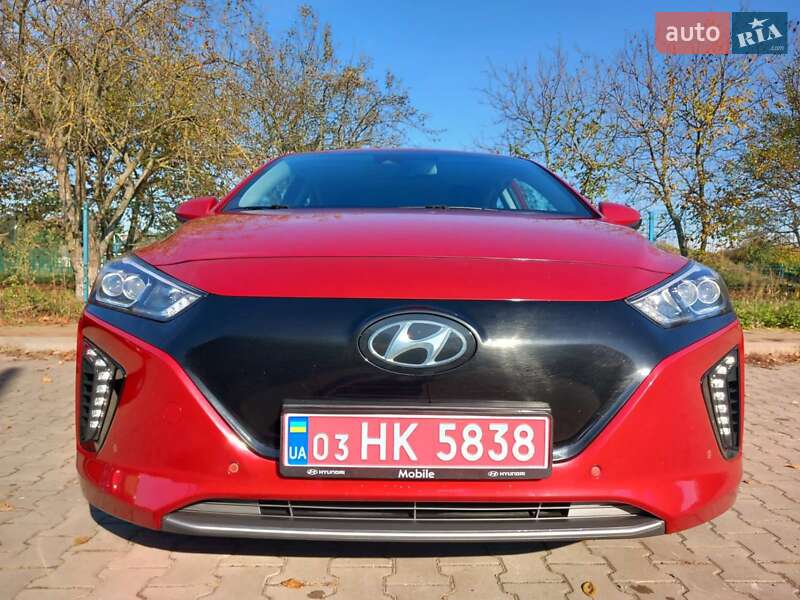 Хетчбек Hyundai Ioniq 2018 в Луцьку фото 2 Хетчбек Hyundai Ioniq 2018 в Луцьку