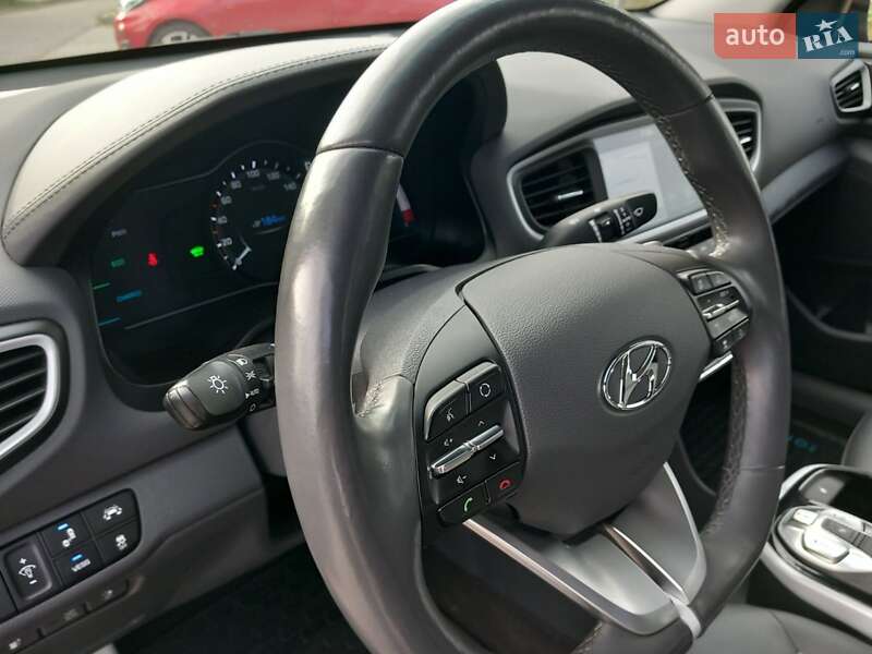 Хетчбек Hyundai Ioniq 2018 в Луцьку фото 16 Хетчбек Hyundai Ioniq 2018 в Луцьку