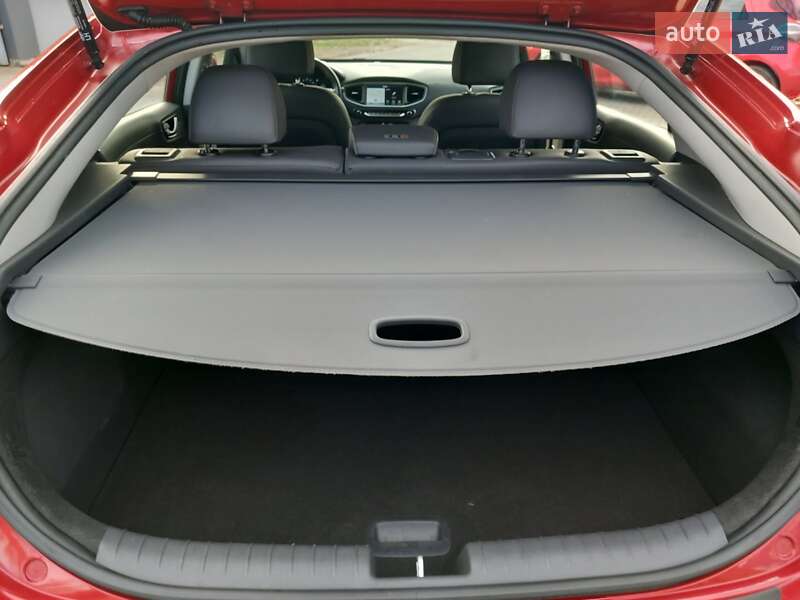 Хетчбек Hyundai Ioniq 2018 в Луцьку фото 31 Хетчбек Hyundai Ioniq 2018 в Луцьку