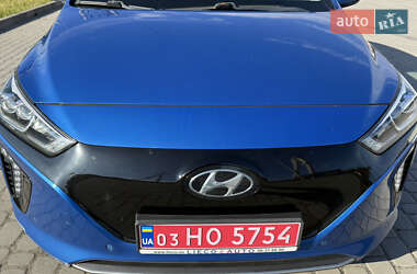 Хэтчбек Hyundai Ioniq 2018 в 