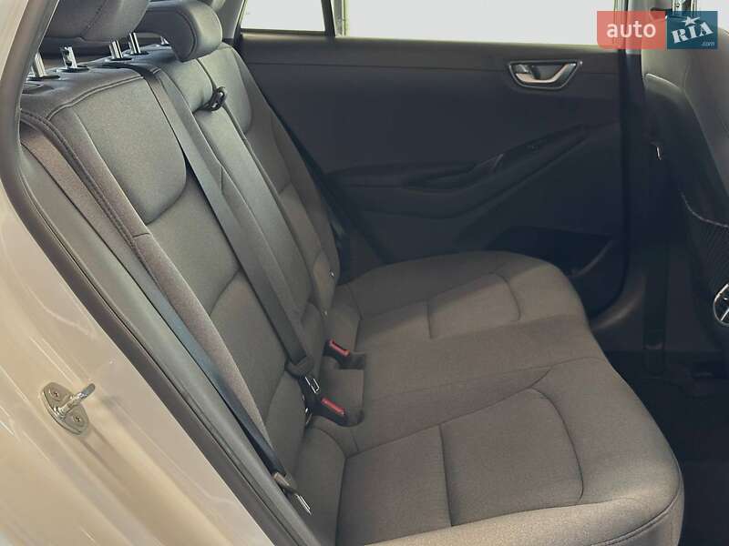 Ліфтбек Hyundai Ioniq 2020 в Львові