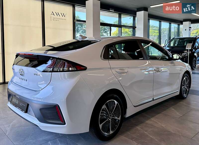 Ліфтбек Hyundai Ioniq 2020 в Львові