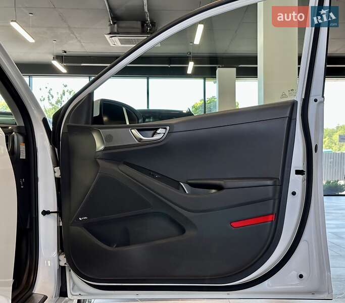 Ліфтбек Hyundai Ioniq 2020 в Львові