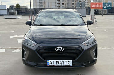 Хэтчбек Hyundai Ioniq 2018 в 
