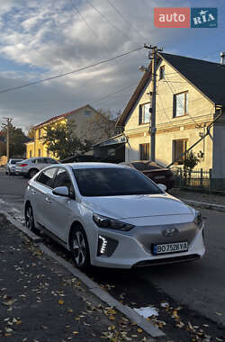 Хетчбек Hyundai Ioniq 2017 в Тернополі