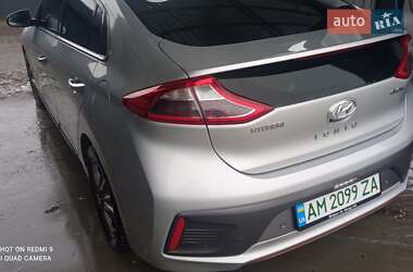 Хэтчбек Hyundai Ioniq 2018 в 