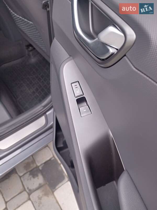 Лифтбек Hyundai Ioniq 2019 в Житомире