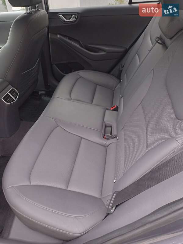 Лифтбек Hyundai Ioniq 2019 в Житомире