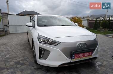 Хетчбек Hyundai Ioniq 2016 в Вінниці