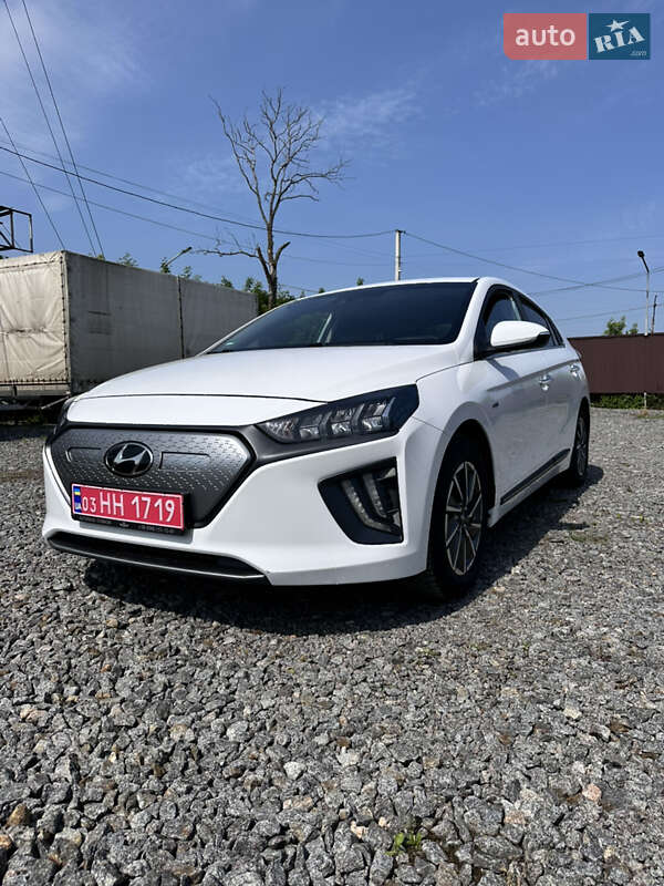 Ліфтбек Hyundai Ioniq 2020 в Старокостянтинові