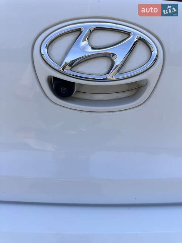 Ліфтбек Hyundai Ioniq 2020 в Старокостянтинові