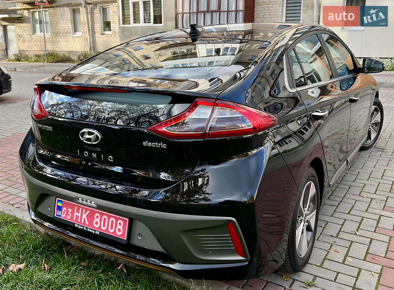 Хэтчбек Hyundai Ioniq 2019 в Луцке