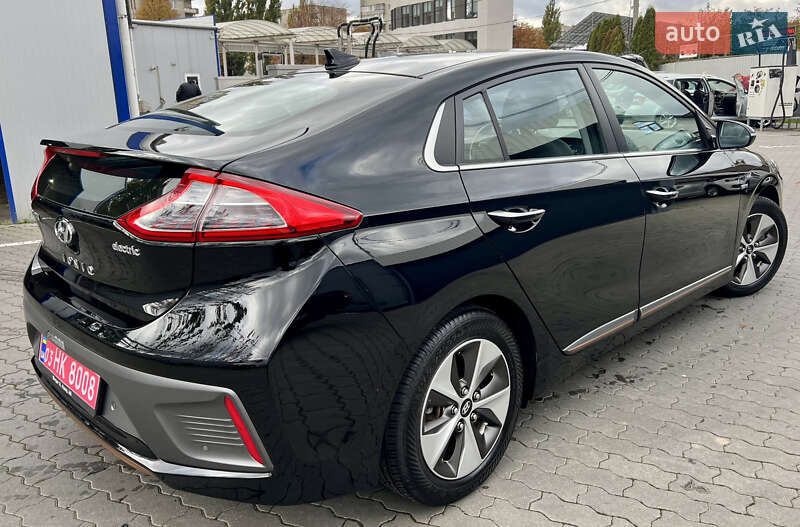Хэтчбек Hyundai Ioniq 2019 в Луцке