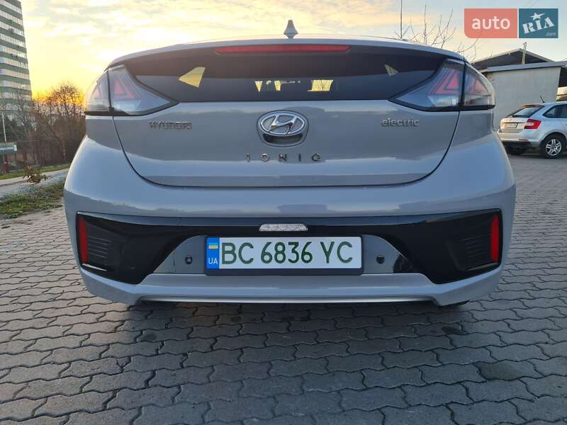 Ліфтбек Hyundai Ioniq 2021 в Львові фото 4 Ліфтбек Hyundai Ioniq 2021 в Львові