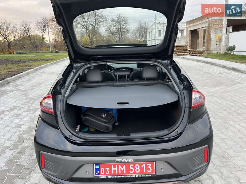 Хэтчбек Hyundai Ioniq 2017 в Ровно фото 36 Хэтчбек Hyundai Ioniq 2017 в Ровно