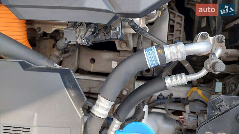 Хэтчбек Hyundai Ioniq 2016 в Умани