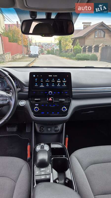 Лифтбек Hyundai Ioniq 2020 в Хмельницком фото 19 Лифтбек Hyundai Ioniq 2020 в Хмельницком