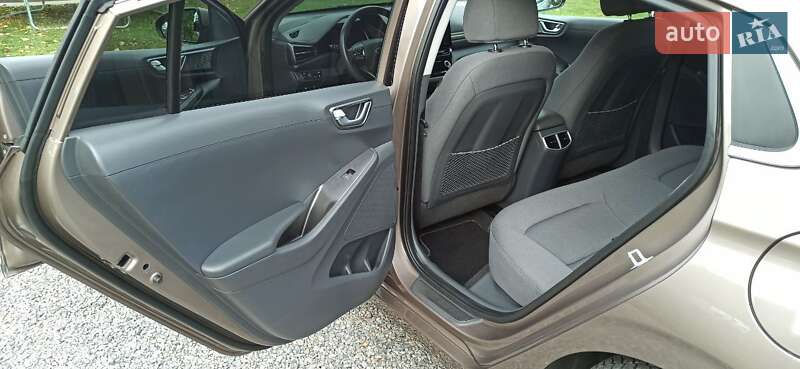 Лифтбек Hyundai Ioniq 2019 в Виннице