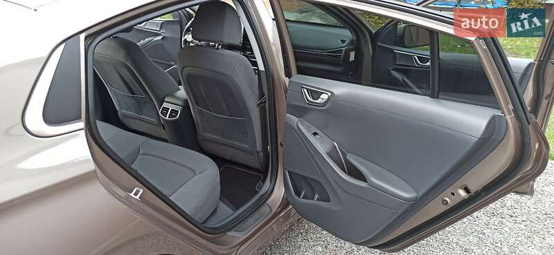 Лифтбек Hyundai Ioniq 2019 в Виннице