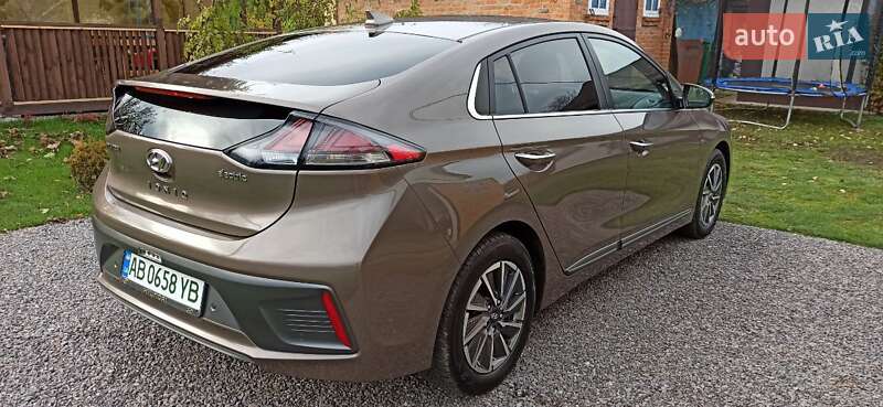 Лифтбек Hyundai Ioniq 2019 в Виннице