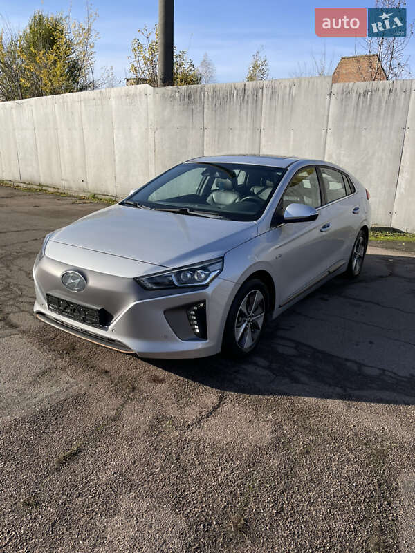 Хэтчбек Hyundai Ioniq 2018 в Житомире