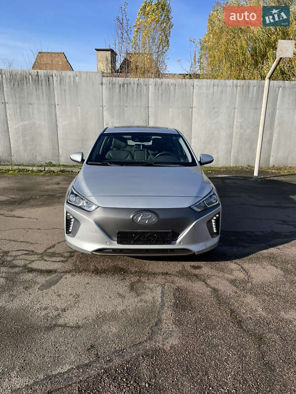 Хэтчбек Hyundai Ioniq 2018 в Житомире