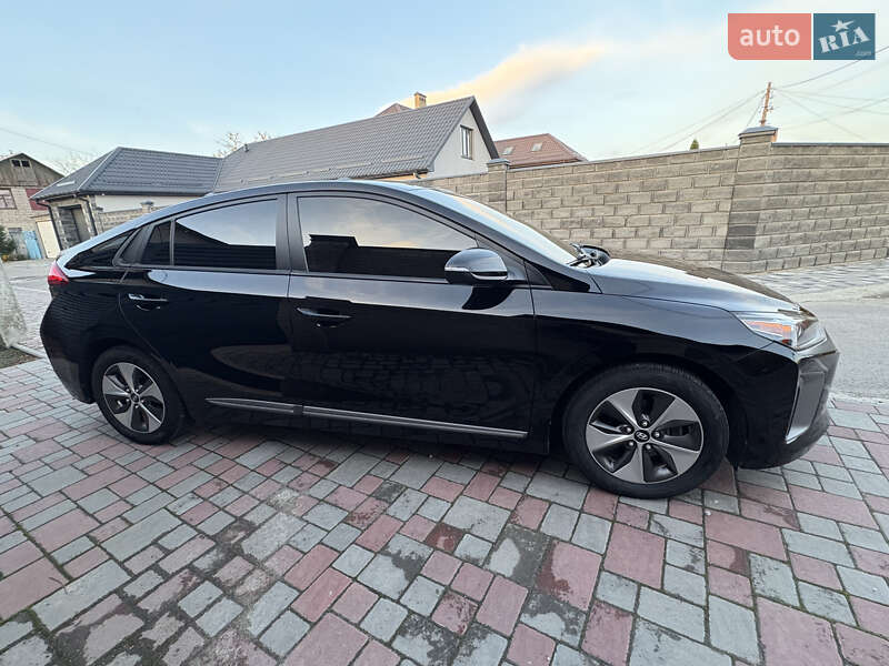 Хэтчбек Hyundai Ioniq 2019 в Кривом Роге фото 7 Хэтчбек Hyundai Ioniq 2019 в Кривом Роге