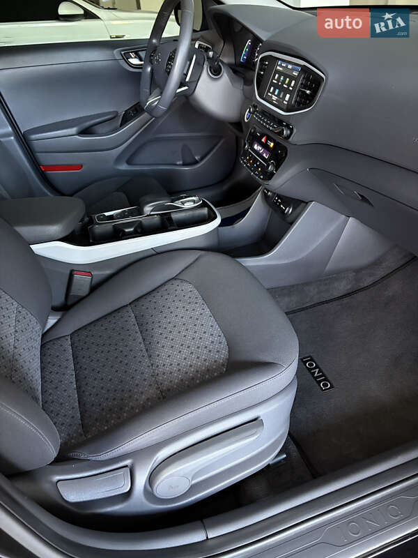 Хэтчбек Hyundai Ioniq 2019 в Кривом Роге фото 16 Хэтчбек Hyundai Ioniq 2019 в Кривом Роге
