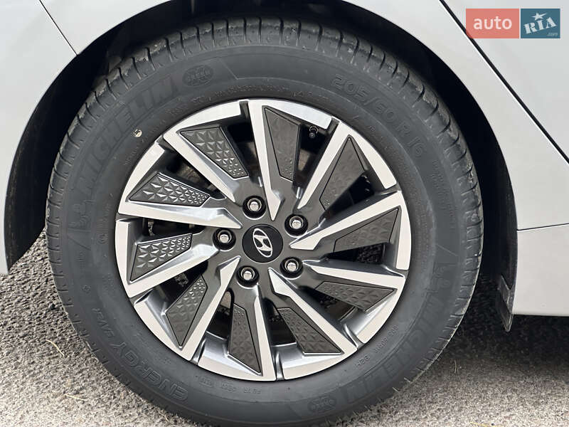 Лифтбек Hyundai Ioniq 2019 в Ковеле фото 29 Лифтбек Hyundai Ioniq 2019 в Ковеле