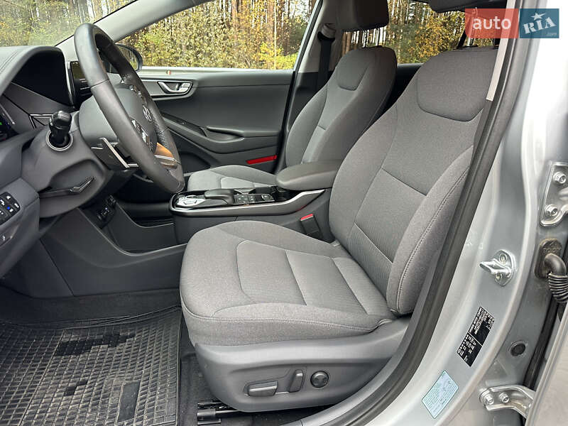Лифтбек Hyundai Ioniq 2019 в Ковеле фото 54 Лифтбек Hyundai Ioniq 2019 в Ковеле